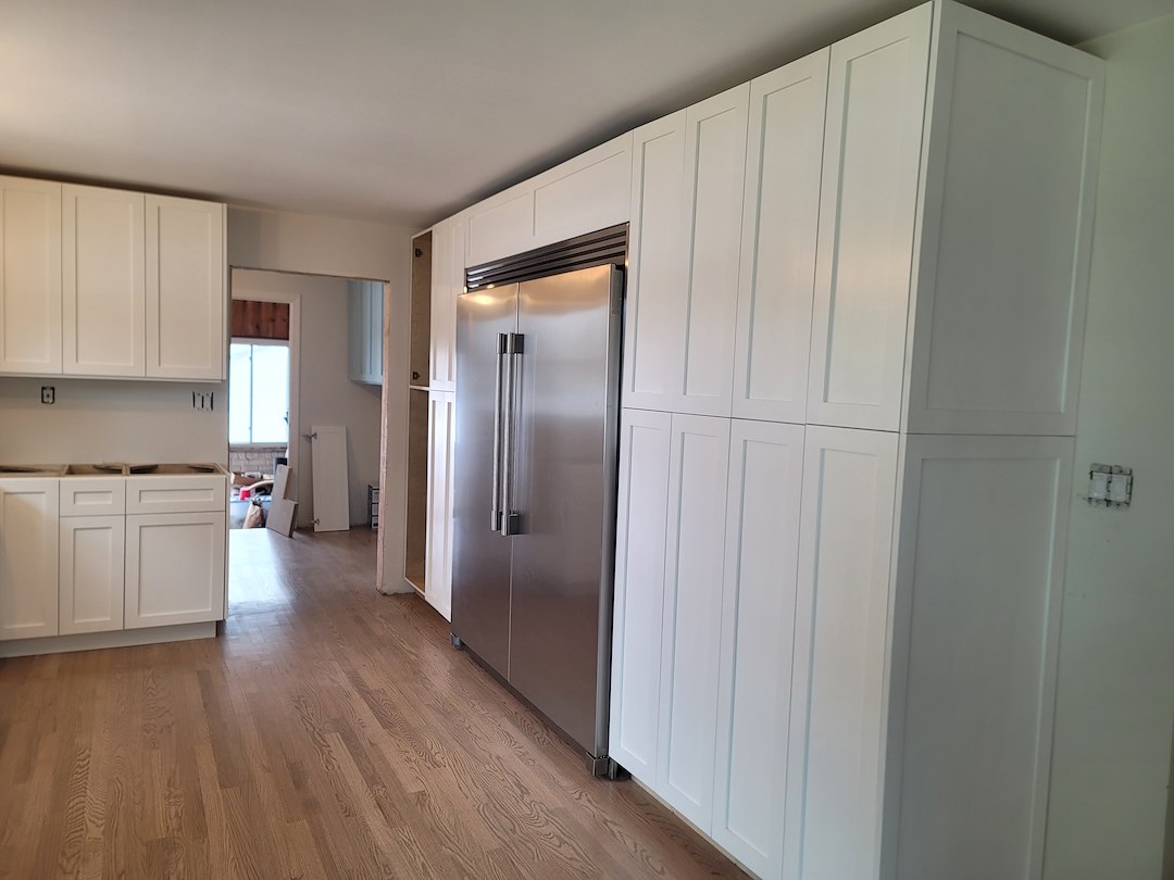 Kitchen cabinet quartz countertop and cabinet install